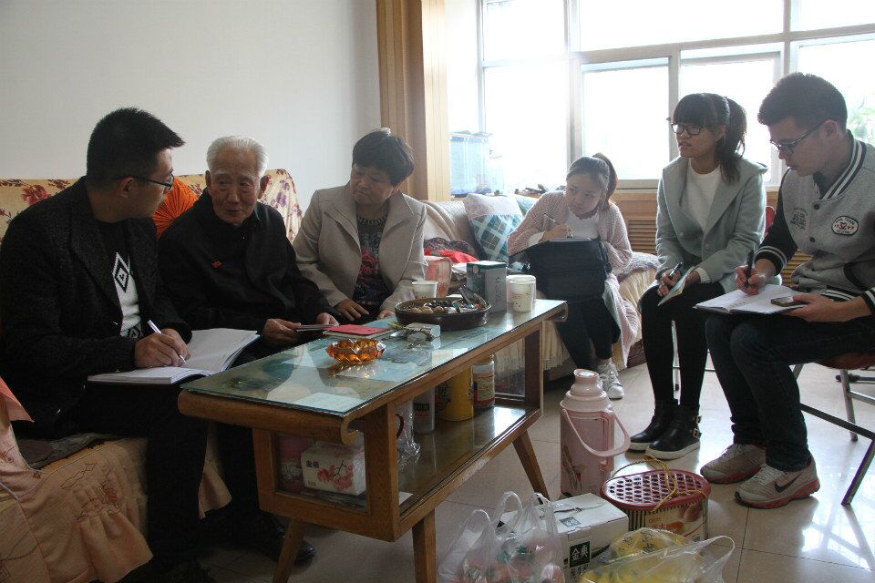            zoty中欧纪念红军长征胜利80周年活动               ——慰问革命老兵，弘扬长征精神